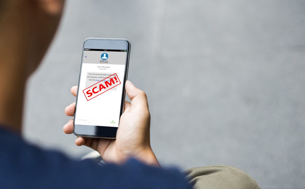 Scam alert: Fake toll payment message claiming overdue fees with a malicious payment link.